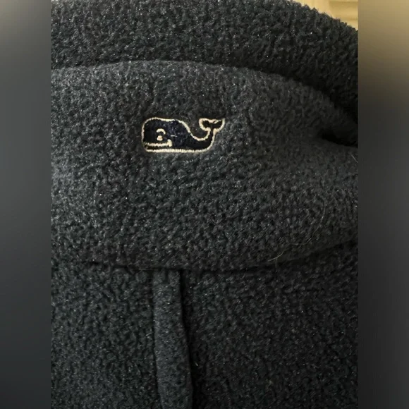 Vineyard Vines Martha’s Vineyard vest. - Picture 7 of 9